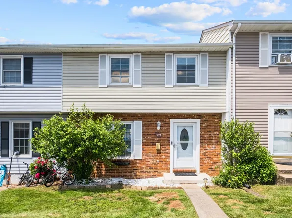 713 Northfield Ct, Harrisonburg, VA 22802