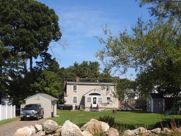 115 Winter Street, Laconia, NH 03246
