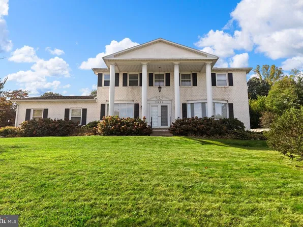 3620 Cayuga Ln, York, PA 17402