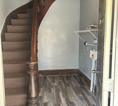 2nd image of 316 S Walnut St #1/2