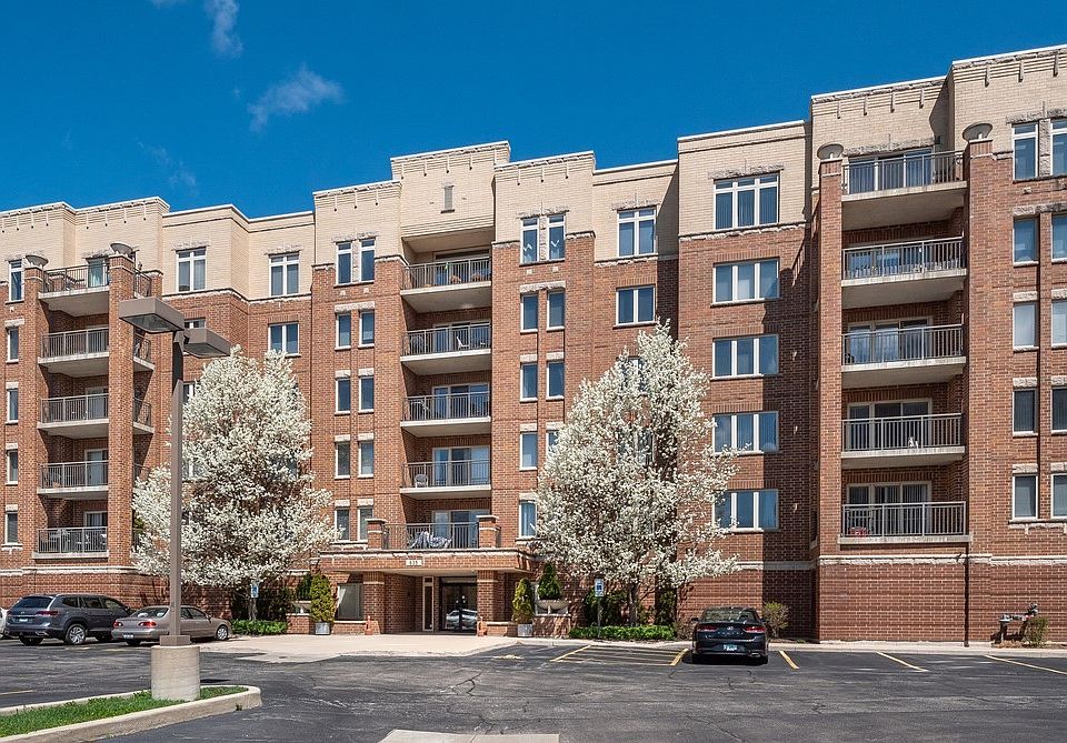 1st image of 635 Perrie Dr APT 302