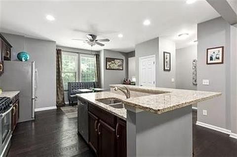 3rd image of 4176 Laurel Creek Ct SE #7