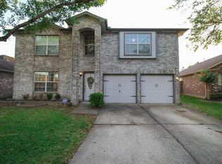 319 Grand Isle Ln, Dickinson, TX 77539
