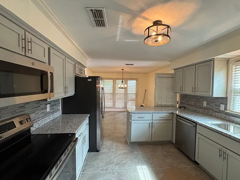 4600 Fox Den Ln — Photo 7