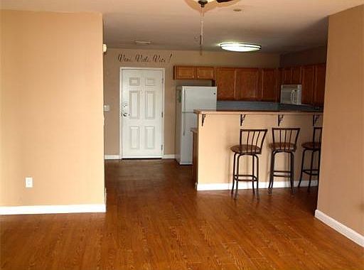 4th image of 84 Aborn St Unit 2402