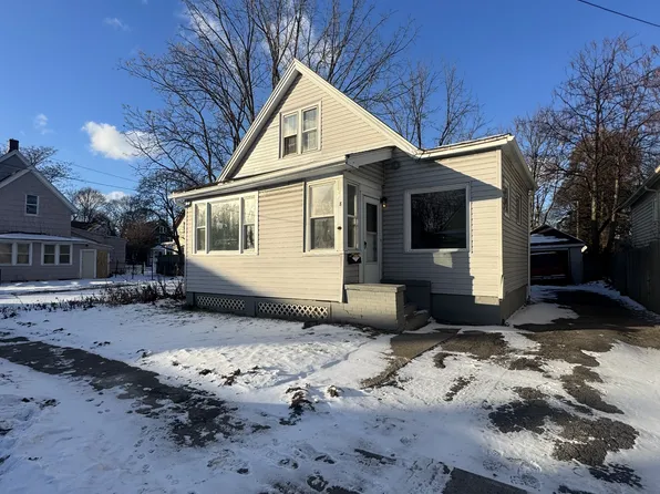8 Laurel St, Rochester, NY 14606