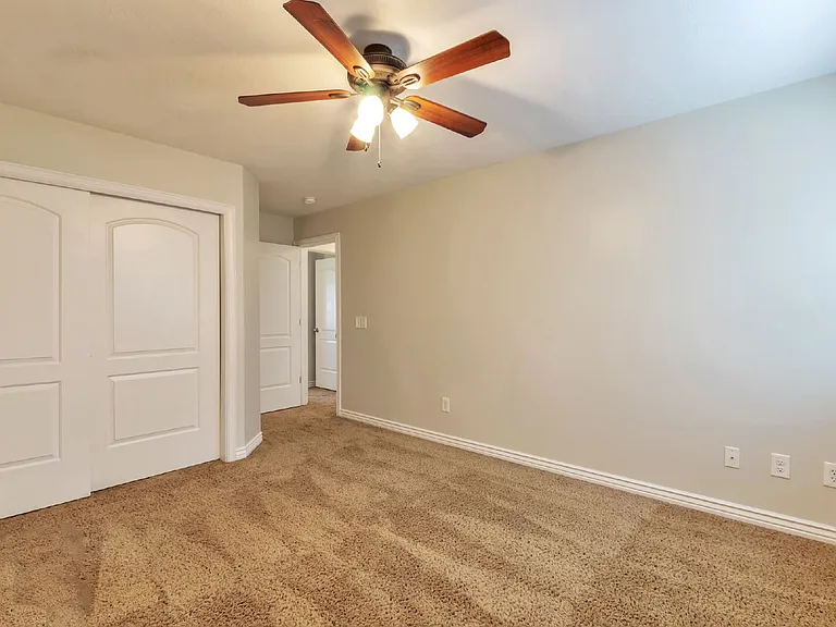 4497 Spring Meadow Dr — Photo 24