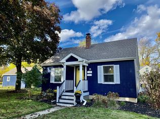 739 Edward St, Sycamore, IL 60178