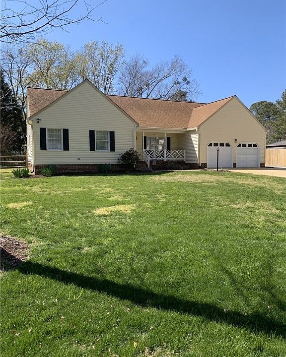 1st image of 105 Crest Lake Ct