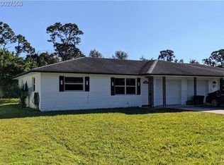 2437 NW Holiday Ct, Stuart, FL 34994