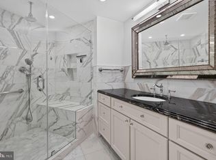 5802 Nicholson Ln #2-706, Bethesda, MD 20852