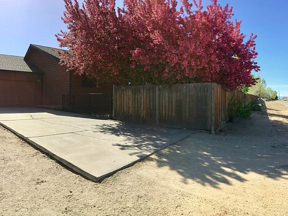 5th image of 2543 Clapham Ln