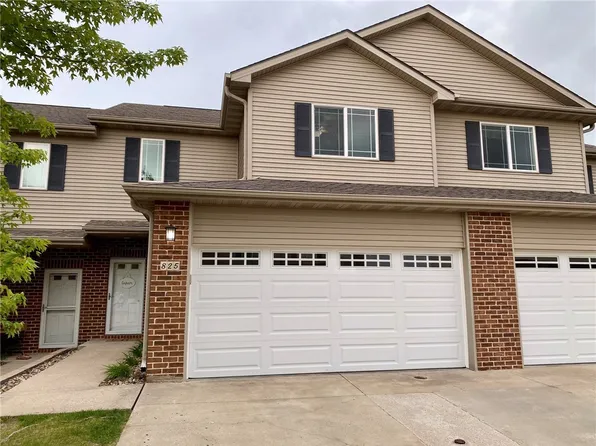 825 SE Crossings Ln, Grimes, IA 50111