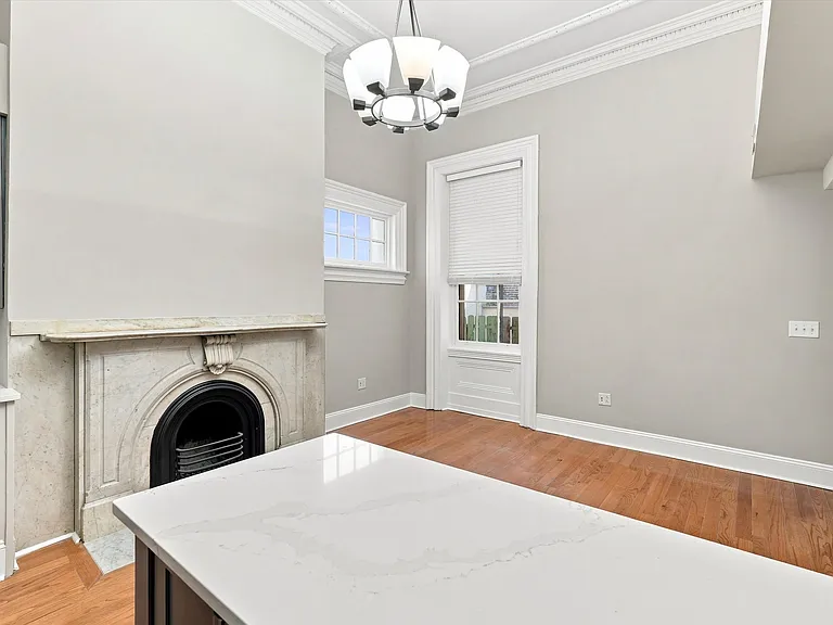 1014 Clinton St #1STREAR — Photo 5