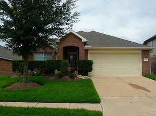 14606 Oaks Crossing Ln, Houston, TX 77070