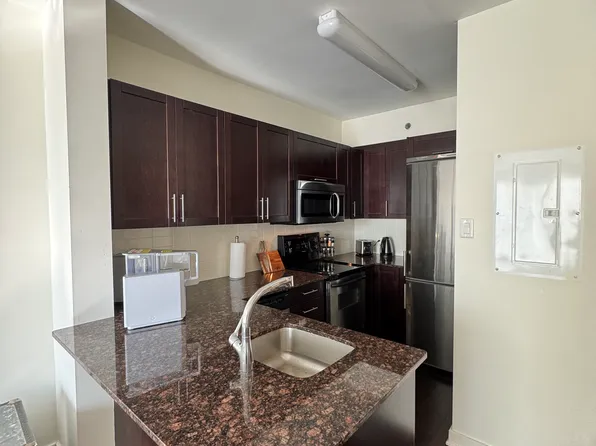 300 Lett St #220, Ottawa, ON K1R 0B8