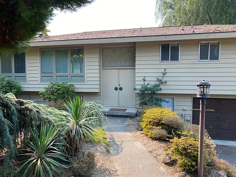 6115 110th Ave SE — Photo 2