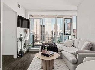 310 S 12th Ave SW #2403, Calgary, AB T2R 1B5