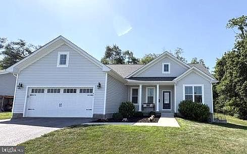 1st image of 421 Ridge Rd