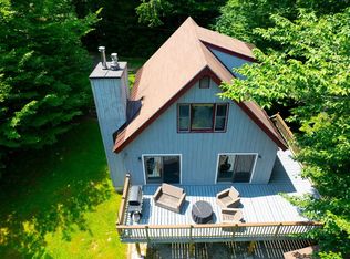 19 Bullet Hole Rd, Wilmington, VT 05363