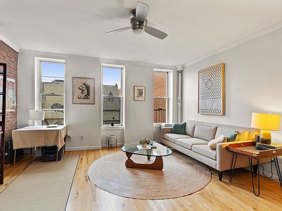 3rd image of 65 Bond St APT 4