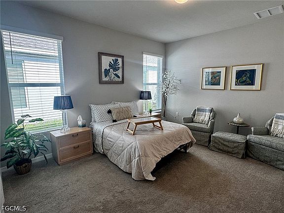 4th image of 882 Friendship Cir