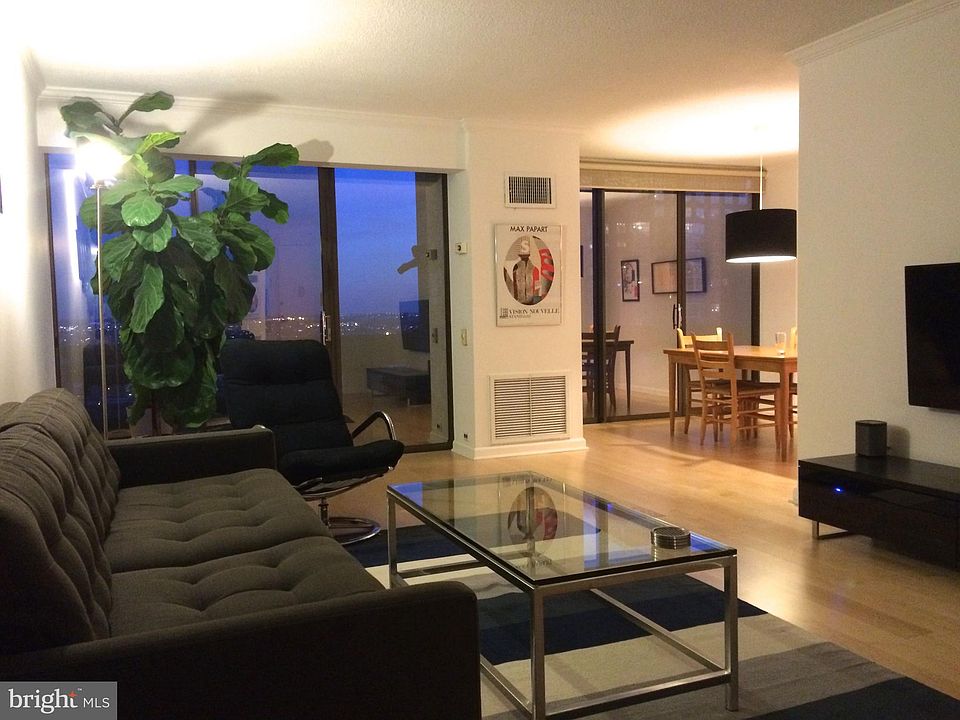 1st image of 1326-42 Spruce St #2104