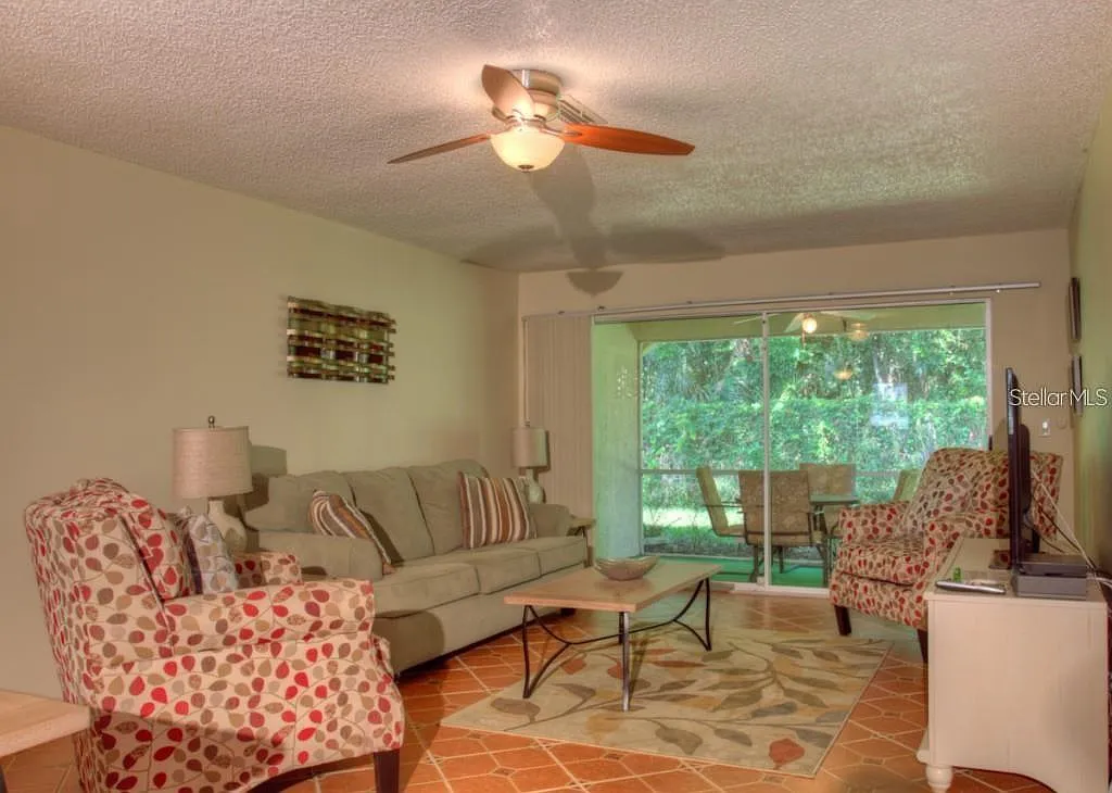 1 bed, 1.5 bath, 954 sqft, $3,000 — Photo 4