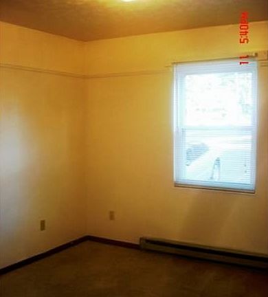 4th image of 416 N Campus Ave