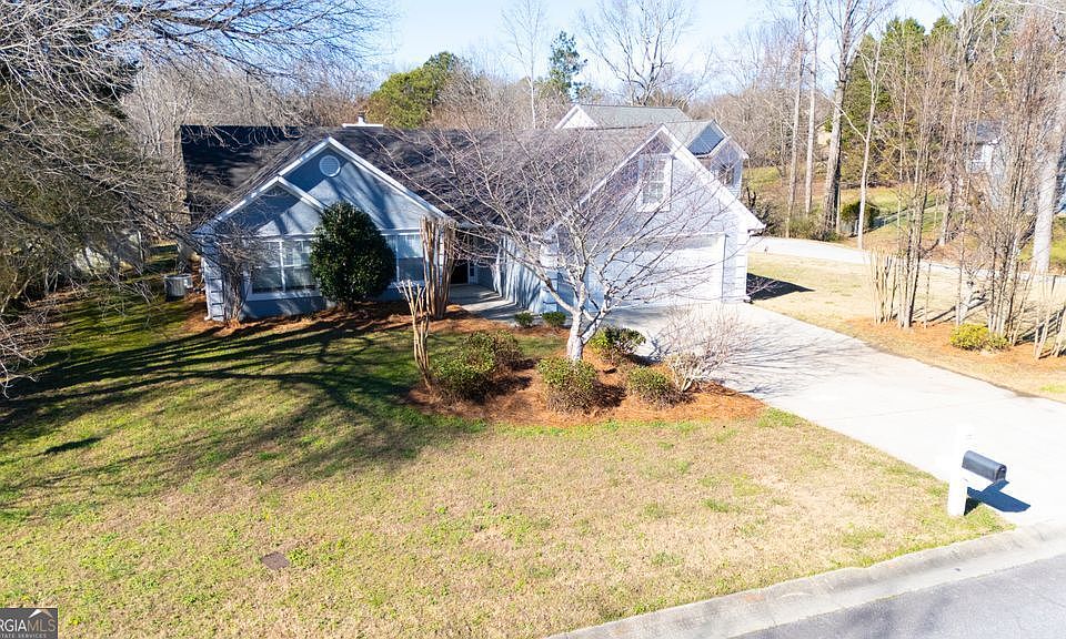1st image of 3250 Ivy Lake Dr