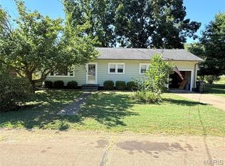111 W Hickory St, Pilot Knob, MO 63663
