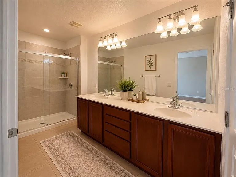 7714 Fairgrove Ave — Photo 12