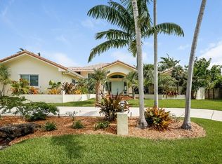 8241 SW 180th St, Palmetto Bay, FL 33157