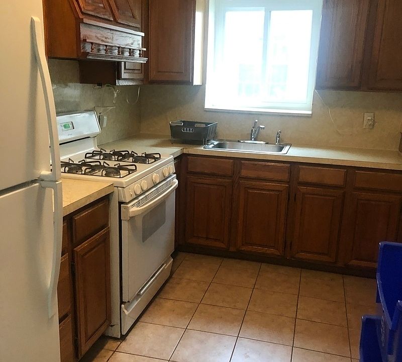 1st image of 21-40 36th St #2B