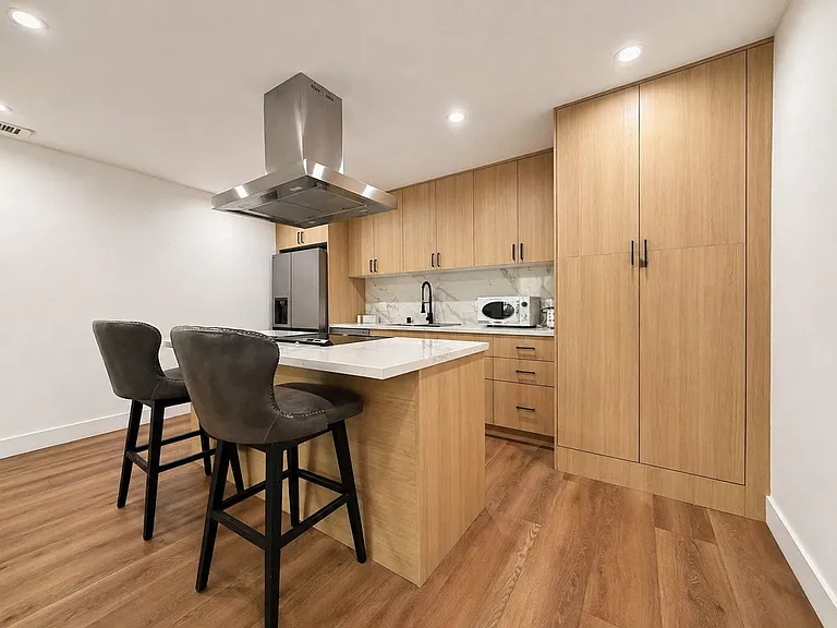 2822 1/2 Waverly Dr — Photo 5