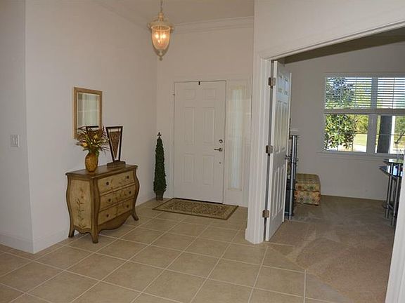3rd image of 13248 Creekside Ln