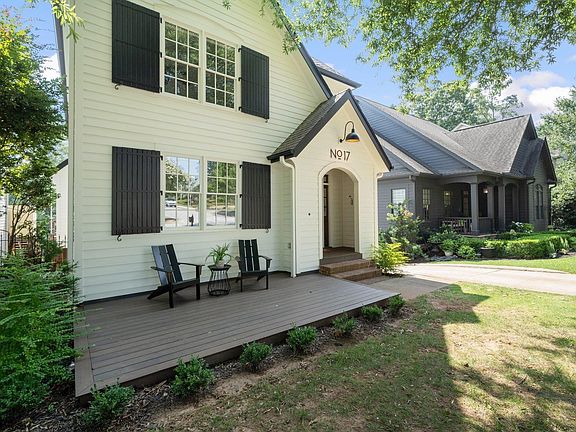 3rd image of 17 Waccamaw Ave