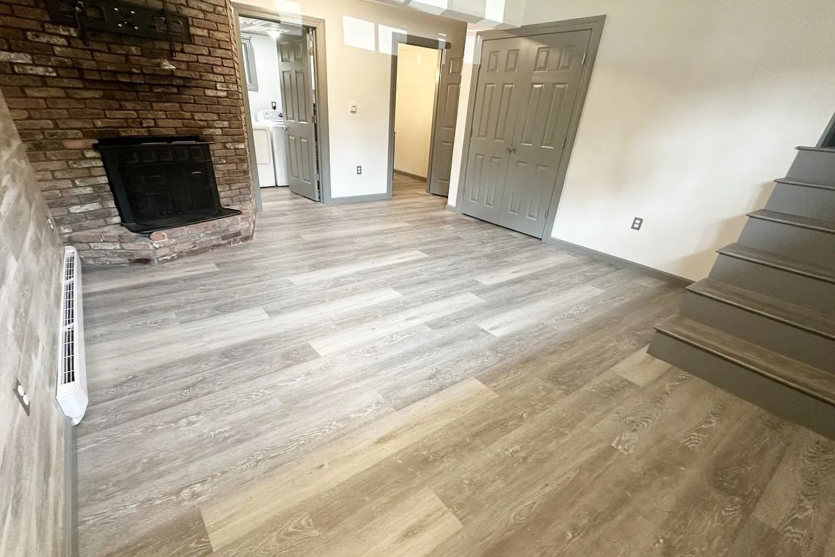 2 bed, 2.0 bath, 1200 sqft, $2,000 — Photo 3