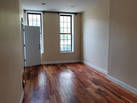 4th image of 1420 S Broad St #1F