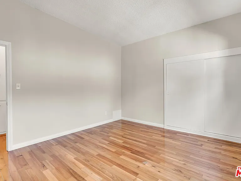 941 N San Vicente Blvd #2 — Photo 11