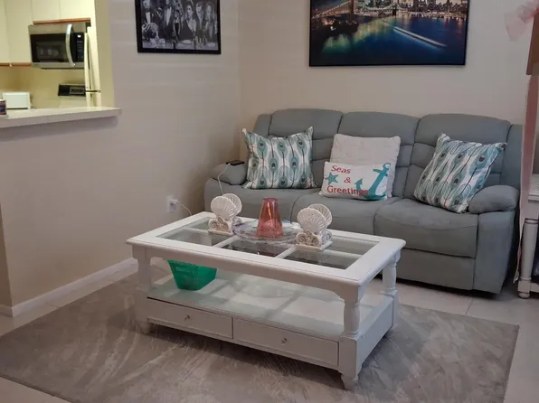 23 Lake Vista Trail #204, Port St Lucie, FL 34952