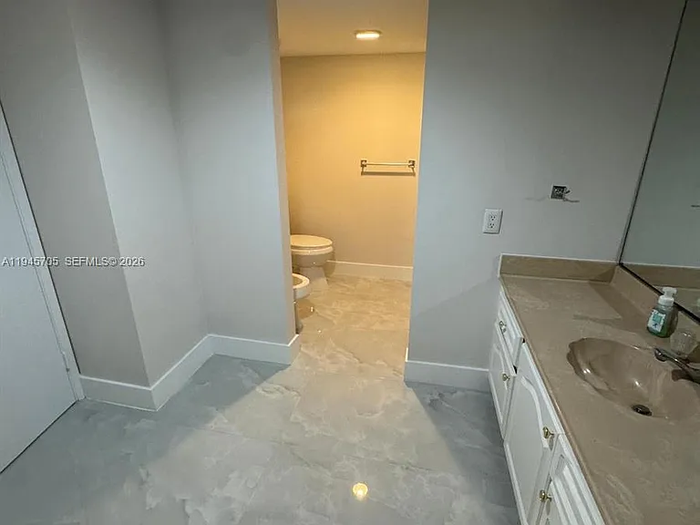 1717 N Bayshore Dr #A-3242 — Photo 14