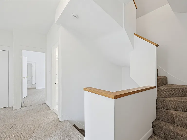 32 Stone Ave #32 — Photo 15