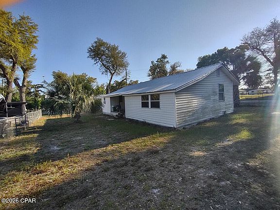 5th image of 1035 E Park St