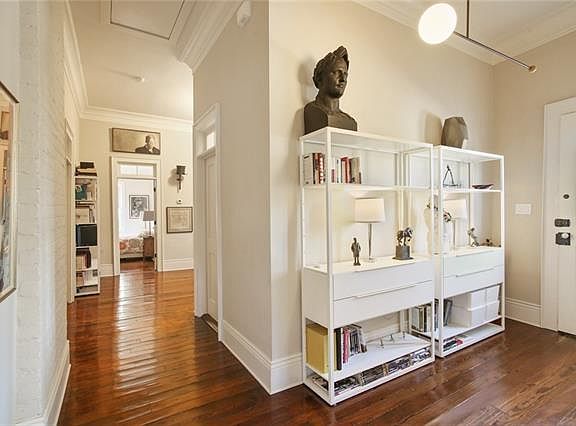 4th image of 1637 Harmony St #29