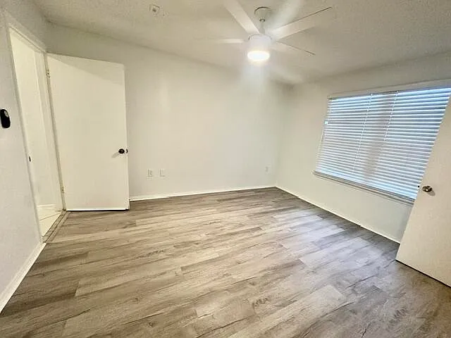2305 N Congress Ave #11 — Photo 15