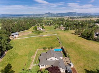 3145 Old Stage Rd, Medford, OR 97502