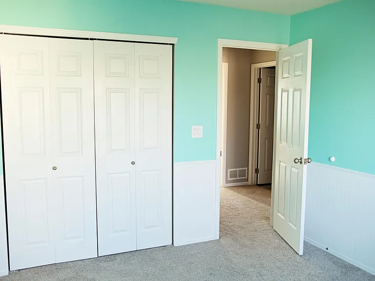Upstairs room #2