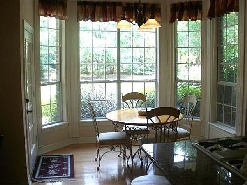 5th image of 1912 Plantation Dr