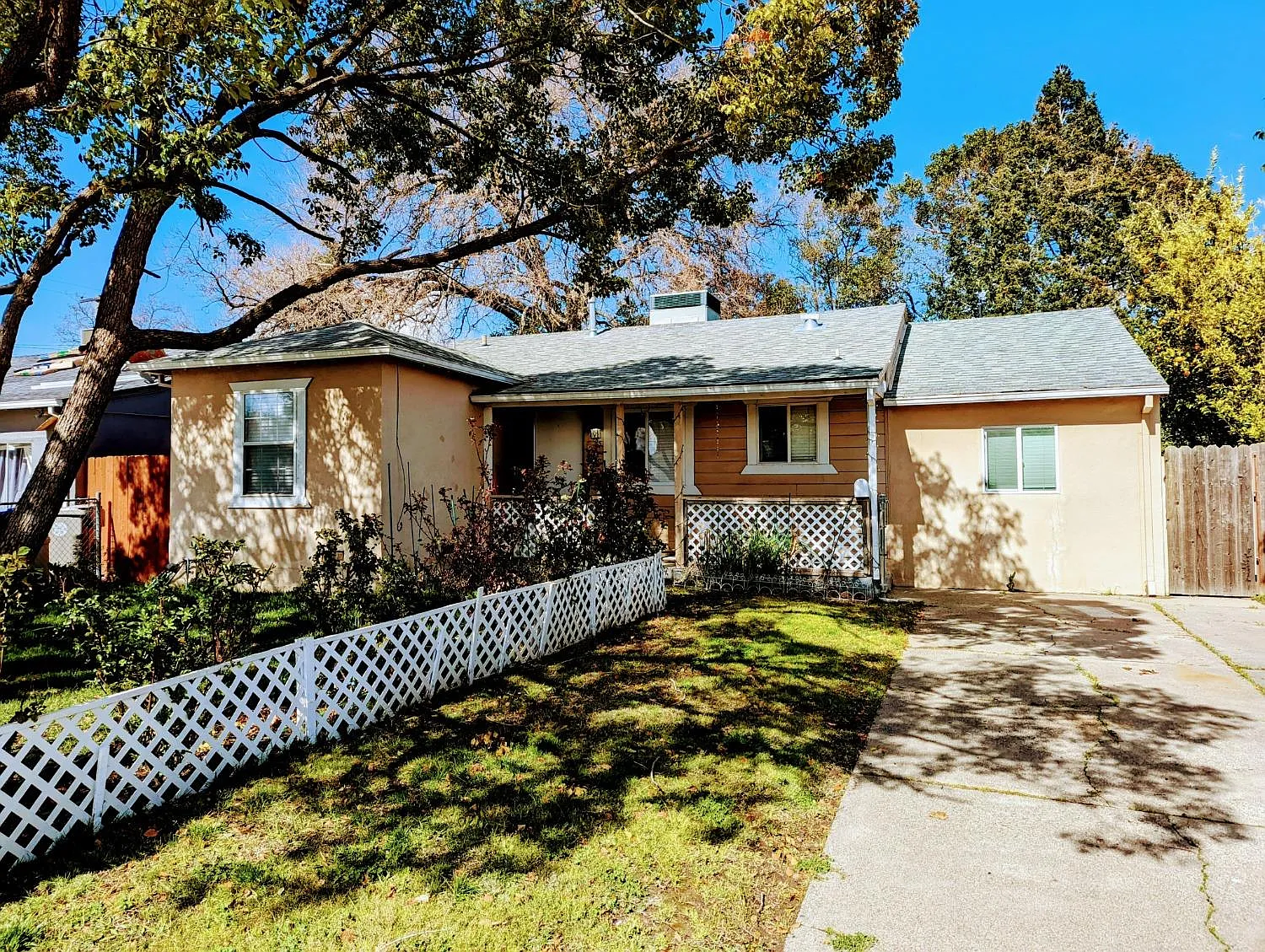 1455 McAllister Ave photo 1